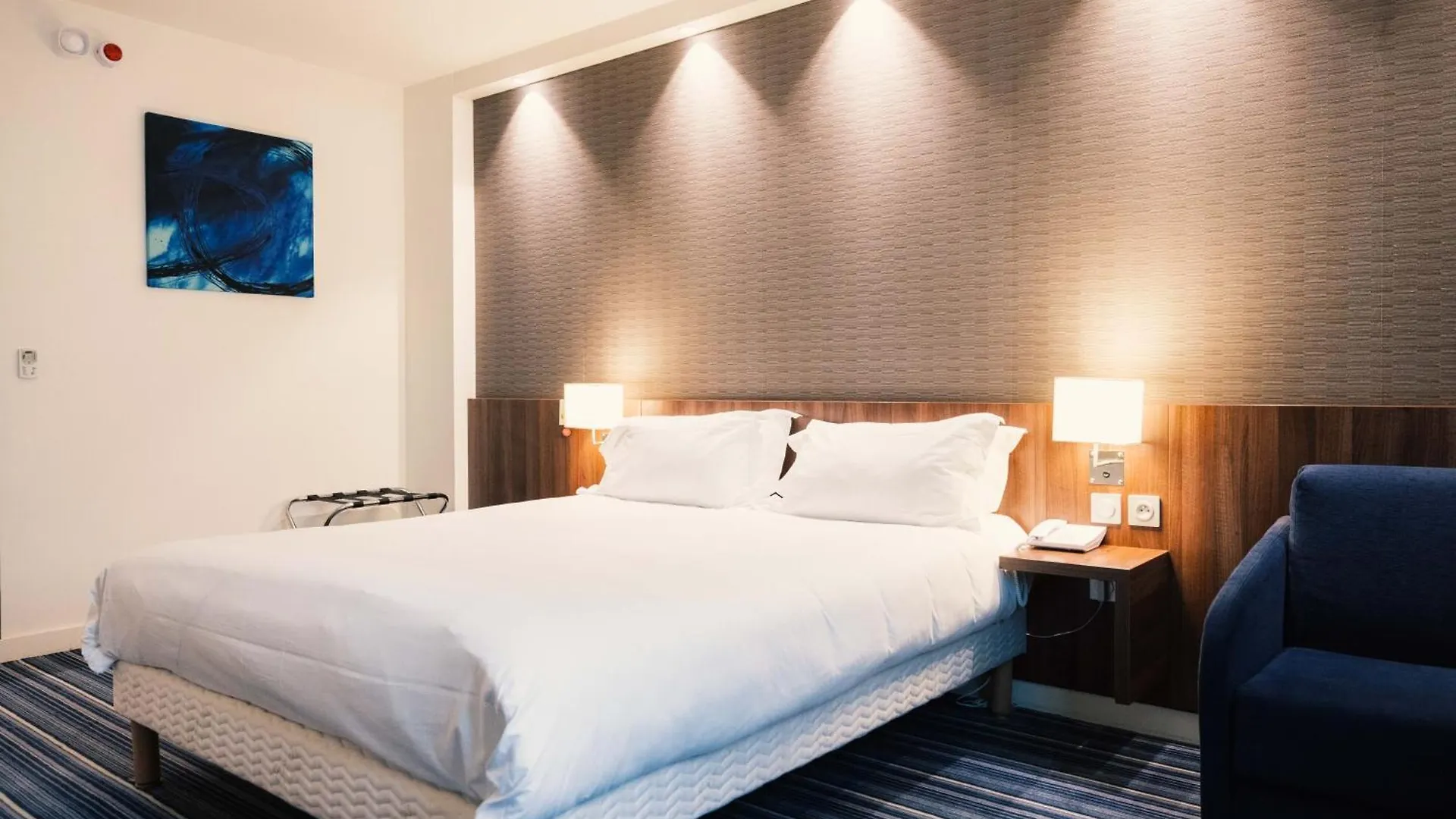 Holiday Inn Express Lille Centre By Ihg Szálloda