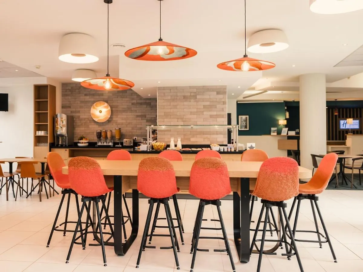 Holiday Inn Express Lille Centre By Ihg 3*,