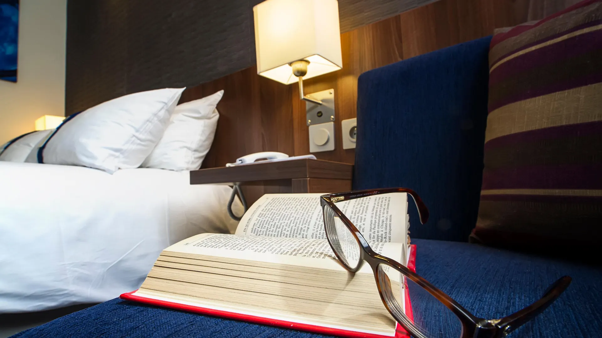 Holiday Inn Express Lille Centre By Ihg Hotel