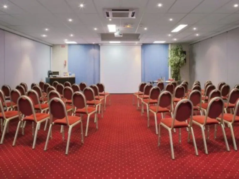 Holiday Inn Express Lille Centre By Ihg